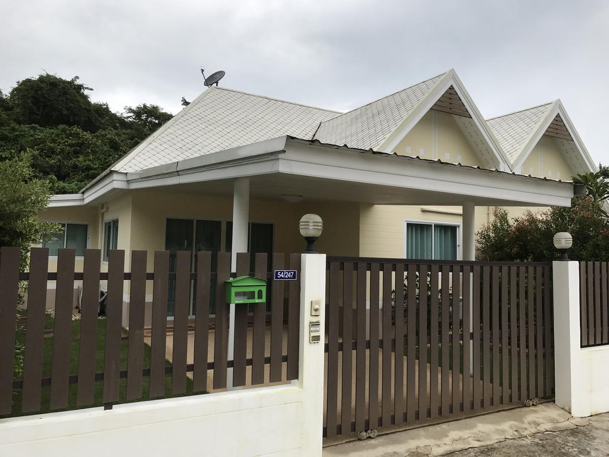 Baan Promphun Pool Villa By Bv Si Sunthon Екстериор снимка