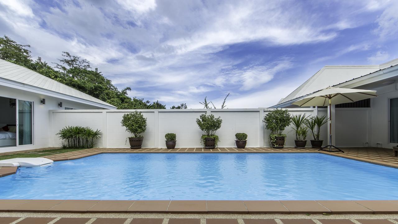 Baan Promphun Pool Villa By Bv Si Sunthon Екстериор снимка